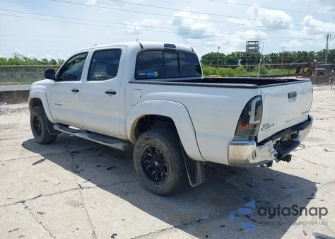 2006 Toyota Tacoma Prerunner V6 z USA, uszkodzony, nr VIN 3TMJU62NX6M009931